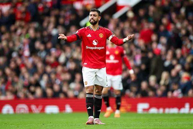 拒绝黄金沙漠,押注红色废墟,B费将职业生涯赌在一场曼联的复兴梦里