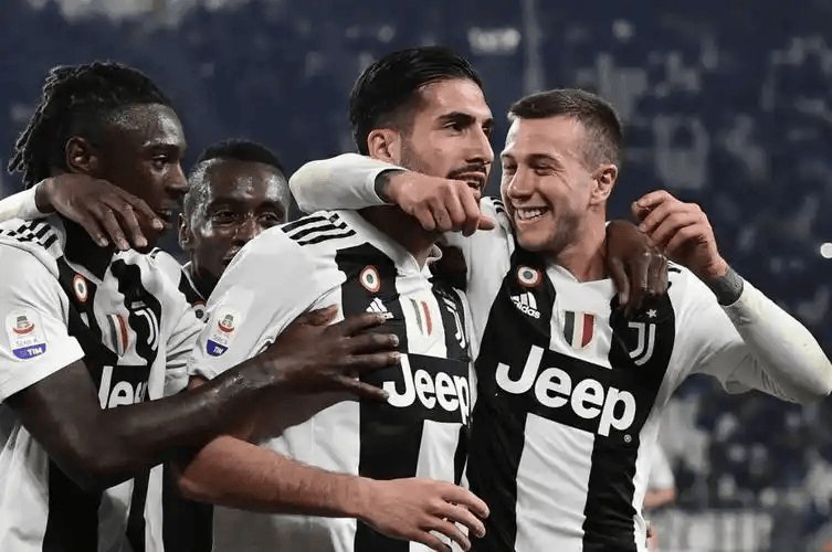 意甲:比萨VS尤文图斯