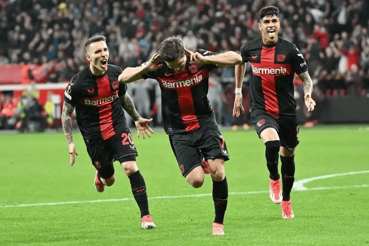 德甲激战:勒沃库森力克斯图加特,巩固争冠优势